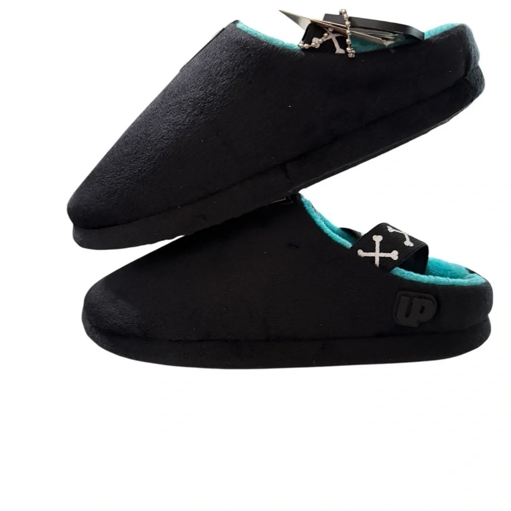 Disney Ground Up Jack Skellington Slippers · Boys’ Size 5